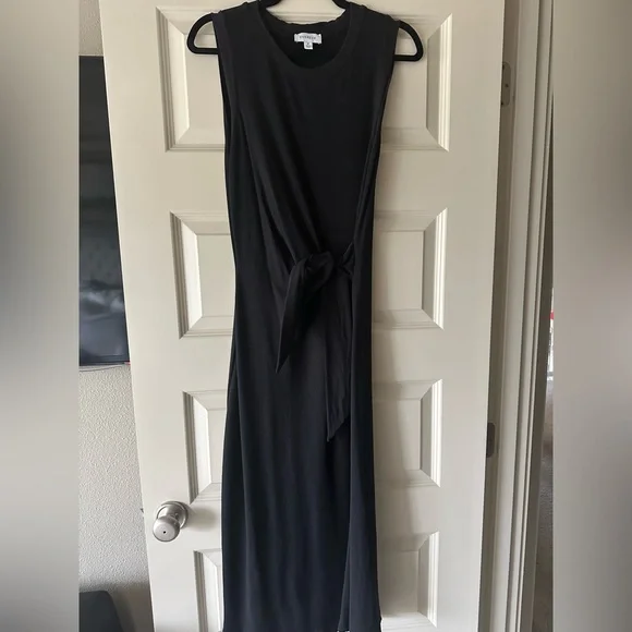 Evereve Aster Ribbed Tank Midi Dress in Black - Picture 2 of 8